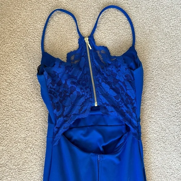 B. Darlin Size 3/4 long blue dress w lace back - Picture 3 of 5